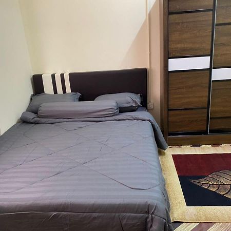 Homestay Sri Jasmine Kajang Zewnętrze zdjęcie